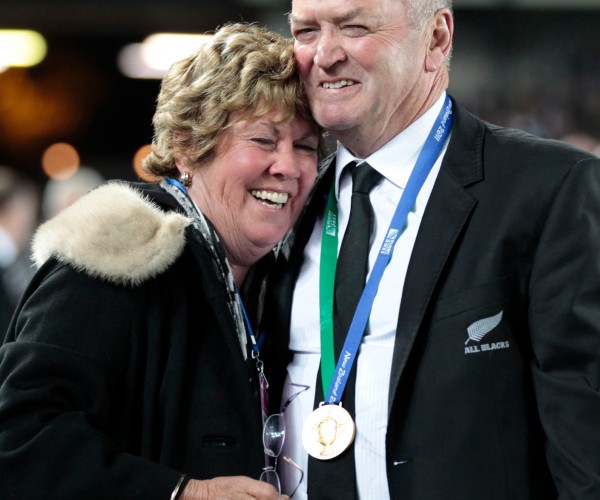 Graham Henry and wife